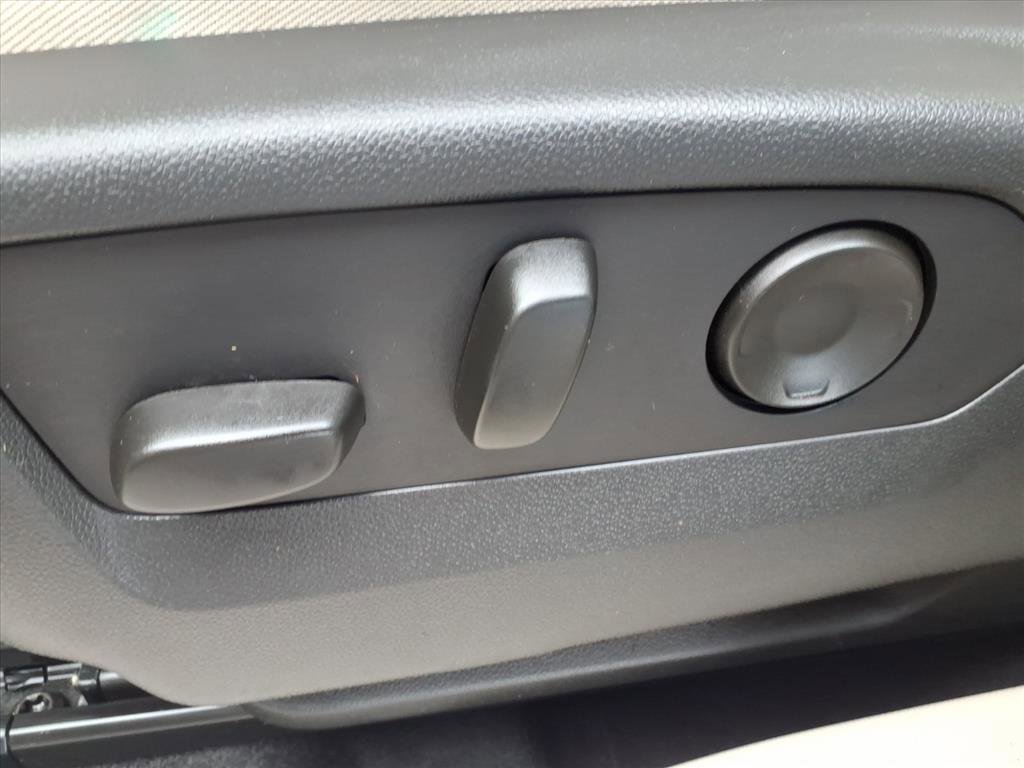 Used 2021 Buick Envision Essence w/ Technology Package I image 30