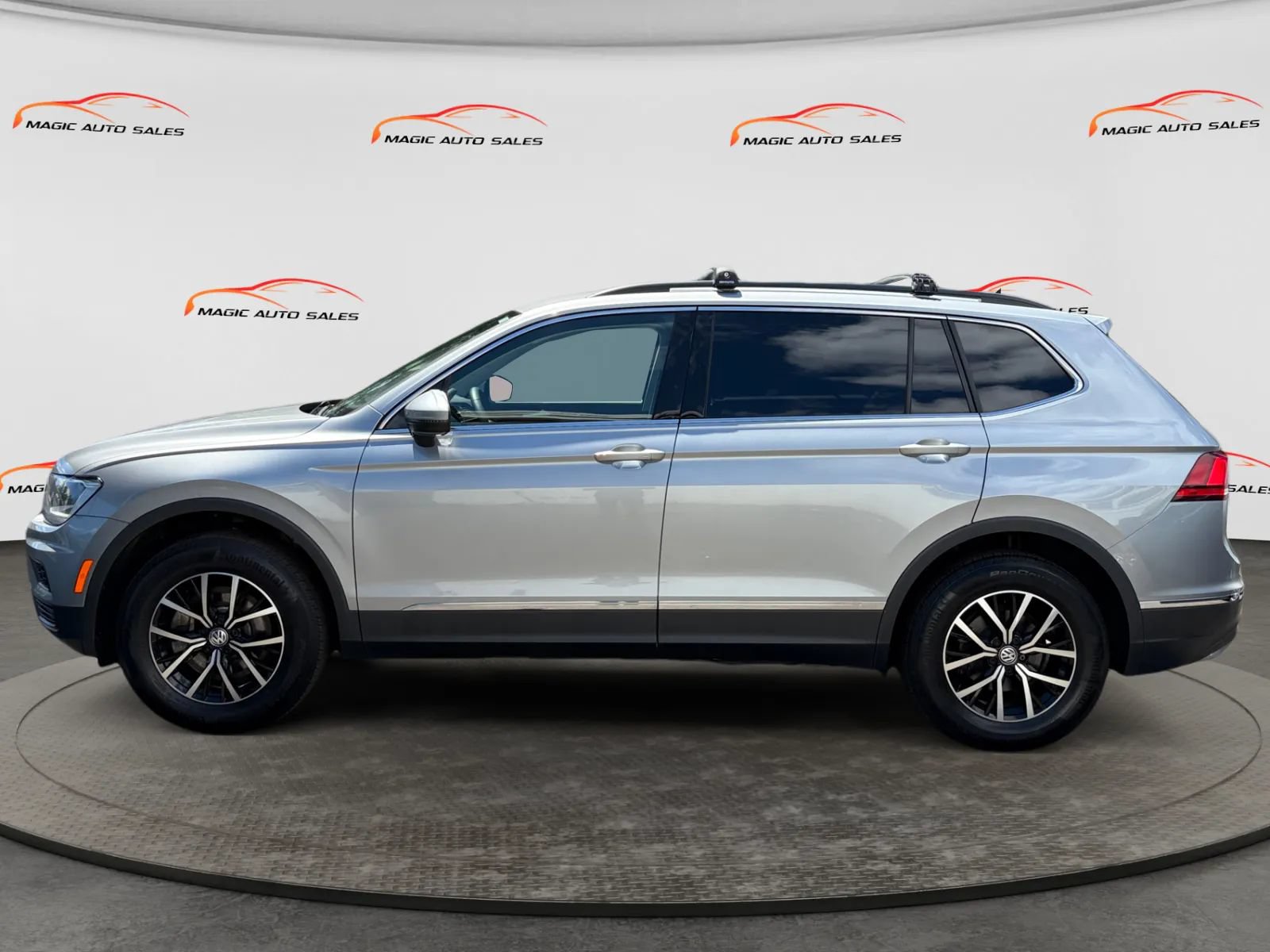 Used 2021 Volkswagen Tiguan SE AWD/4WD image 7