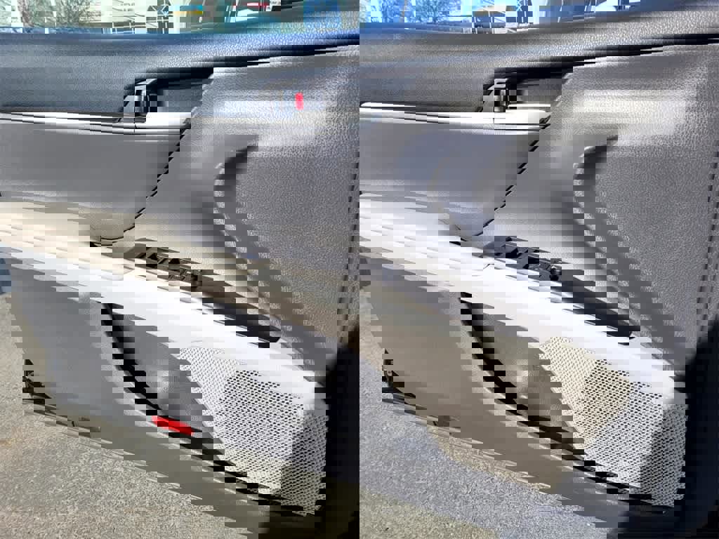 Used 2023 Toyota Camry LE image 15