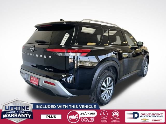 Used 2025 Nissan Pathfinder SL image 3