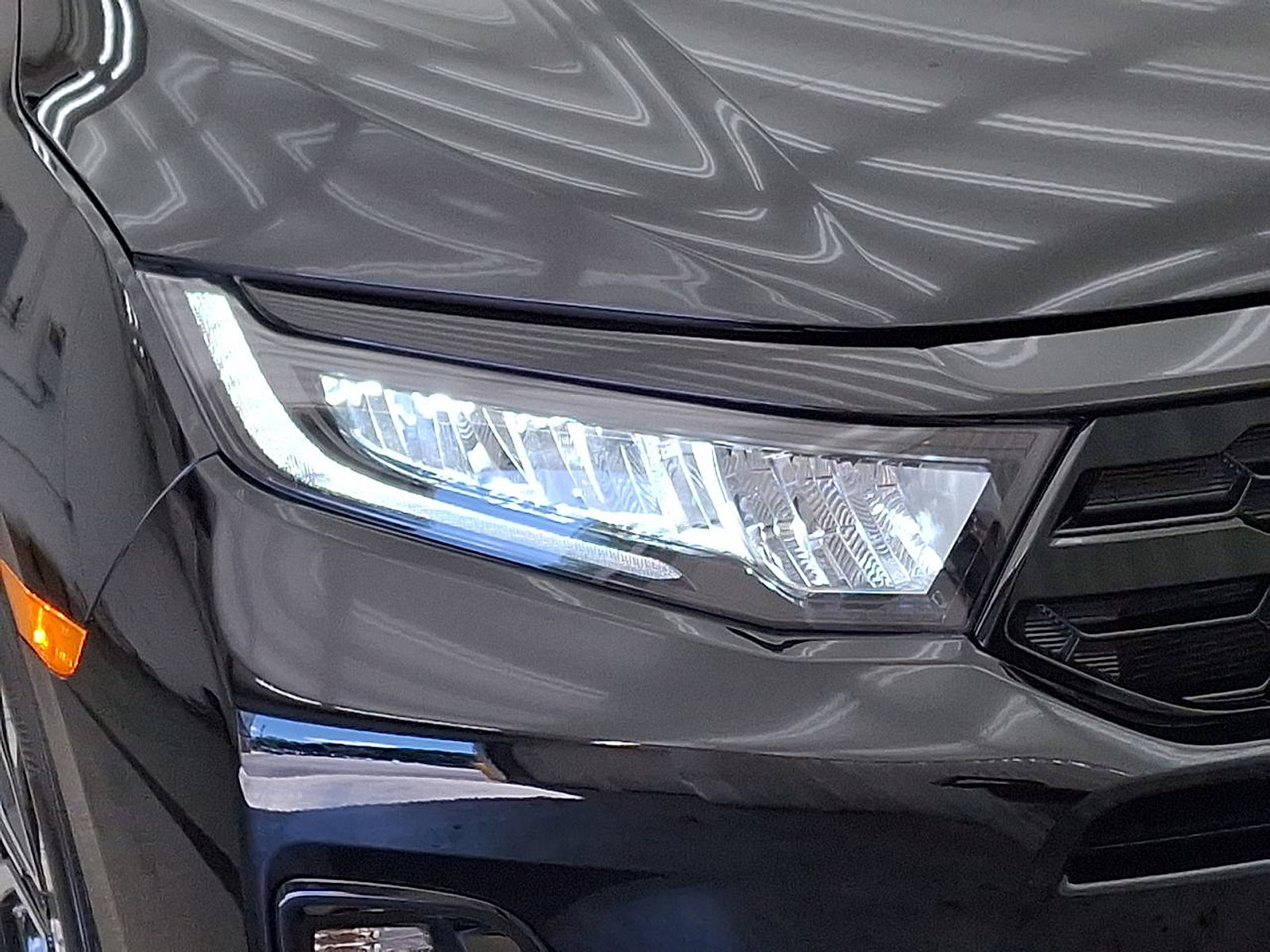 Used 2025 Honda Odyssey Elite image 28