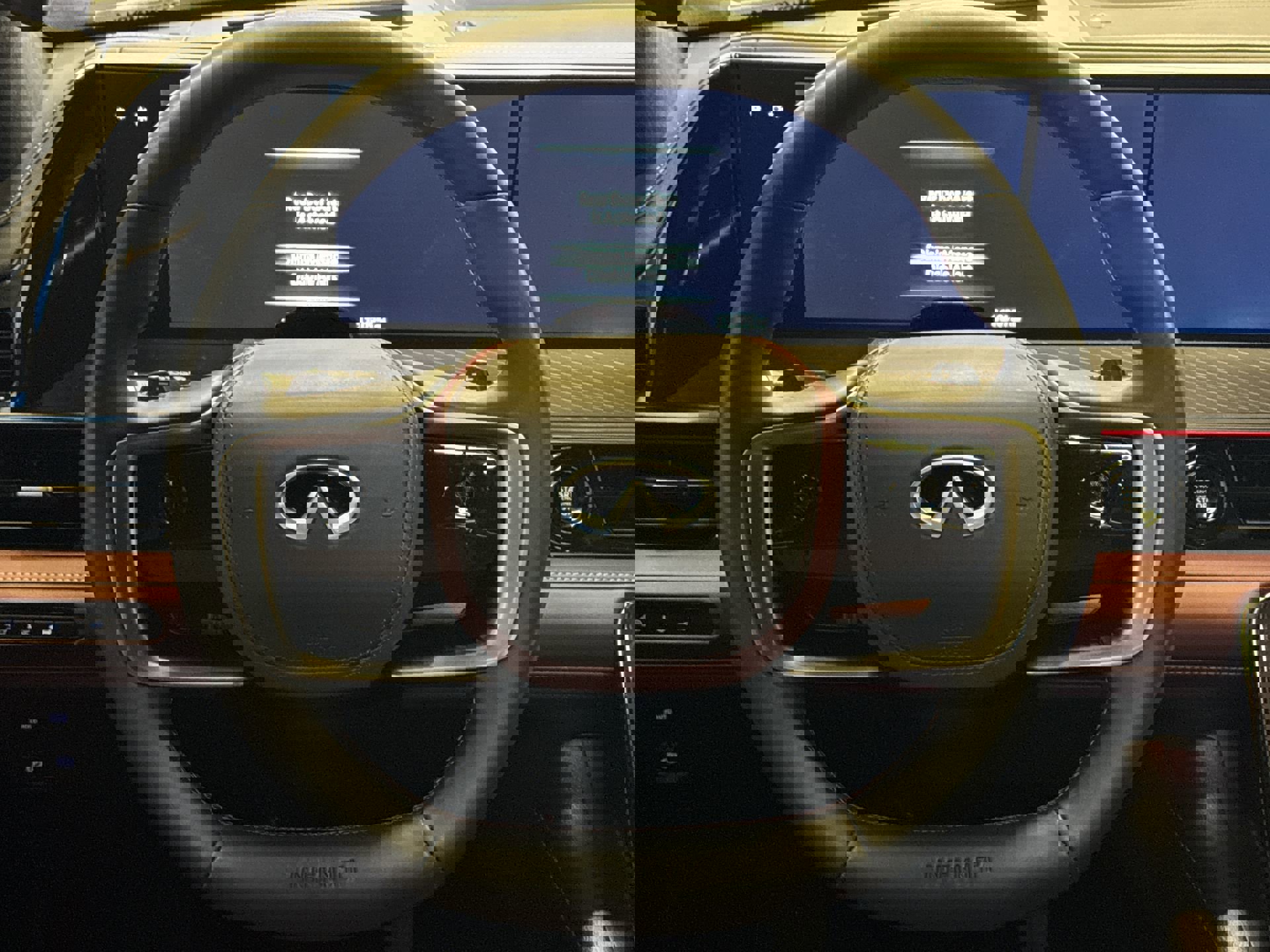 Certified 2025 INFINITI QX80 Autograph w/ Premium Cargo Package image 14