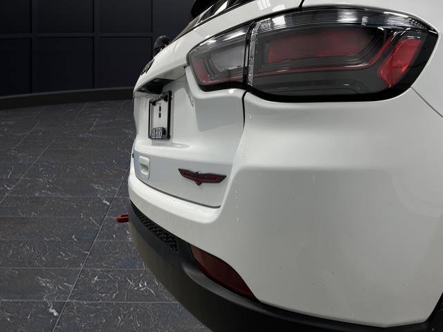 Certified 2022 Jeep Compass Trailhawk w/ Trailhawk Elite Group image 32