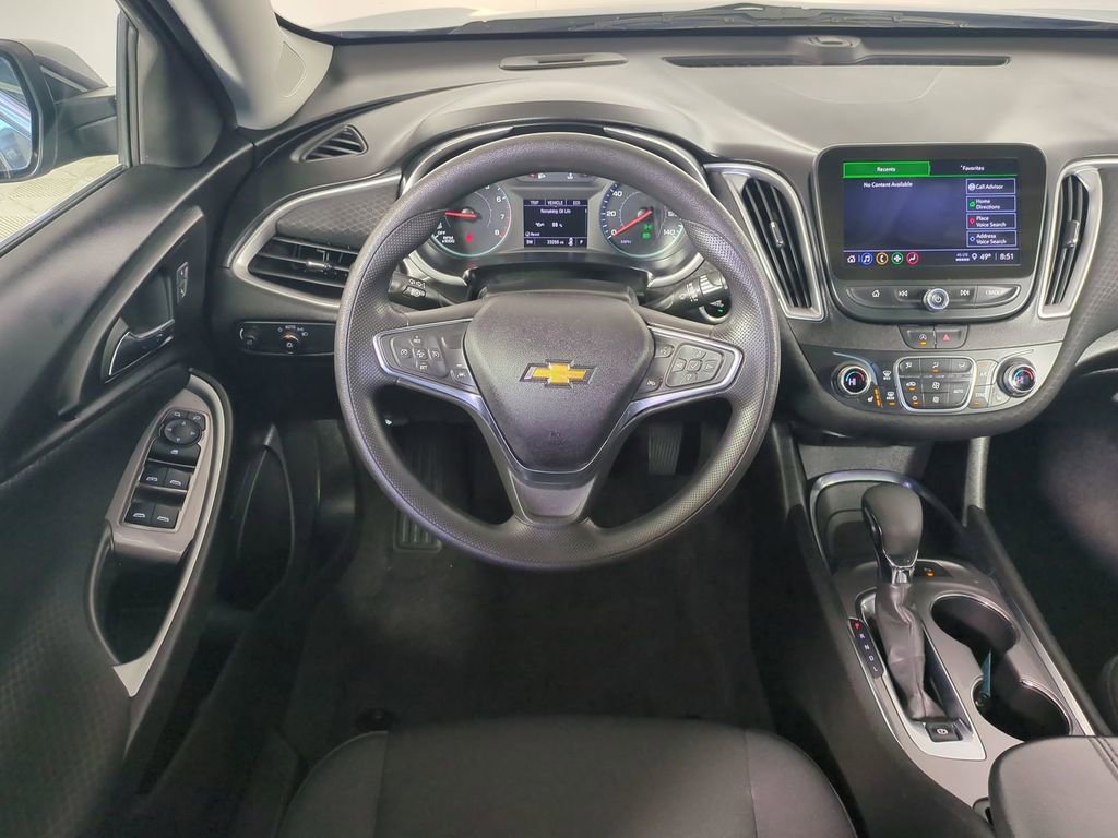 Used 2025 Chevrolet Malibu LT image 16