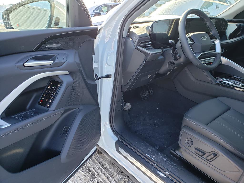 New 2025 Audi Q5 Premium Plus image 6