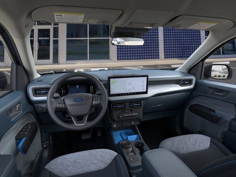 New 2025 Ford Maverick XLT image 10