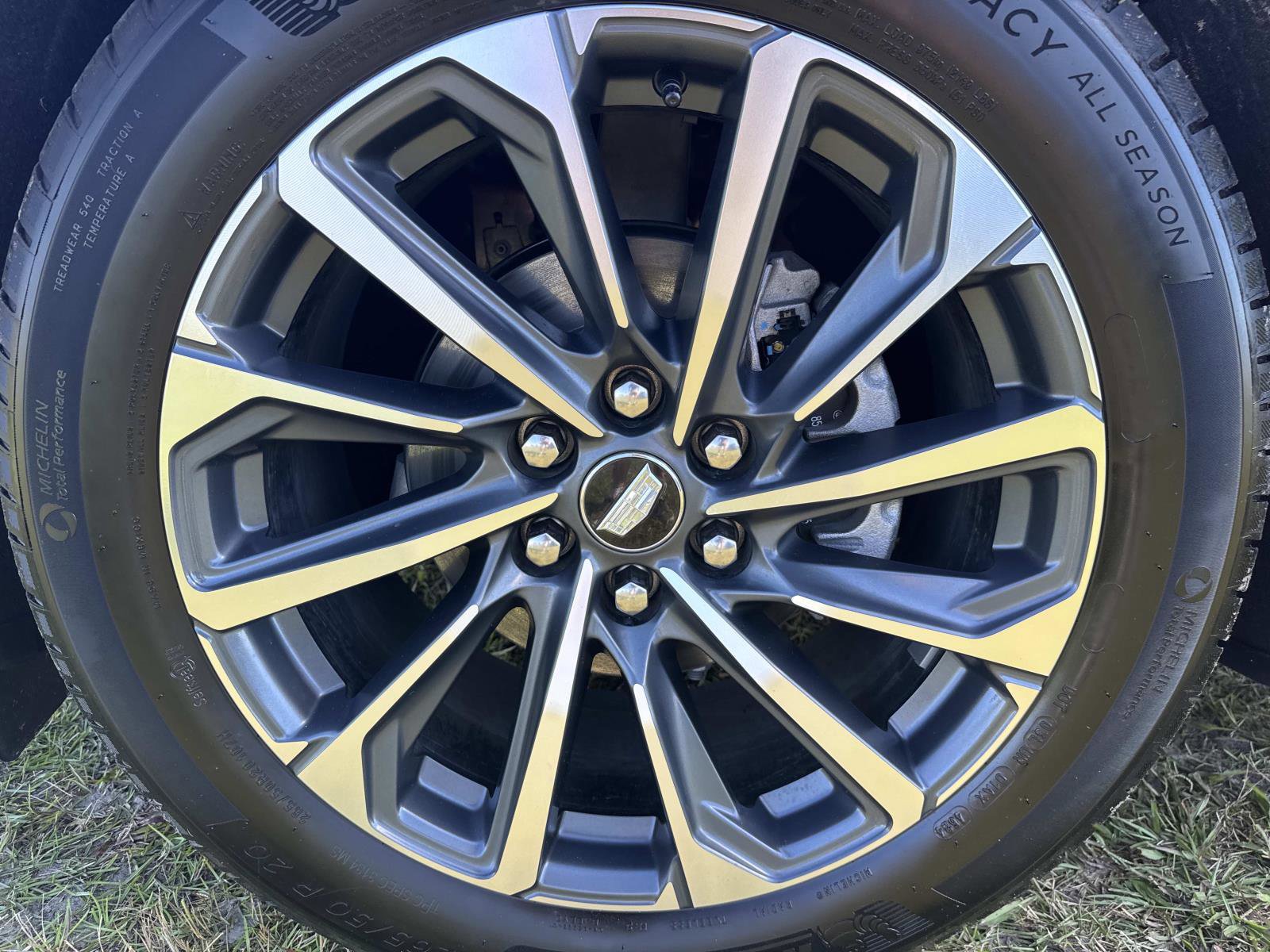 New 2025 Cadillac Lyriq Sport image 10