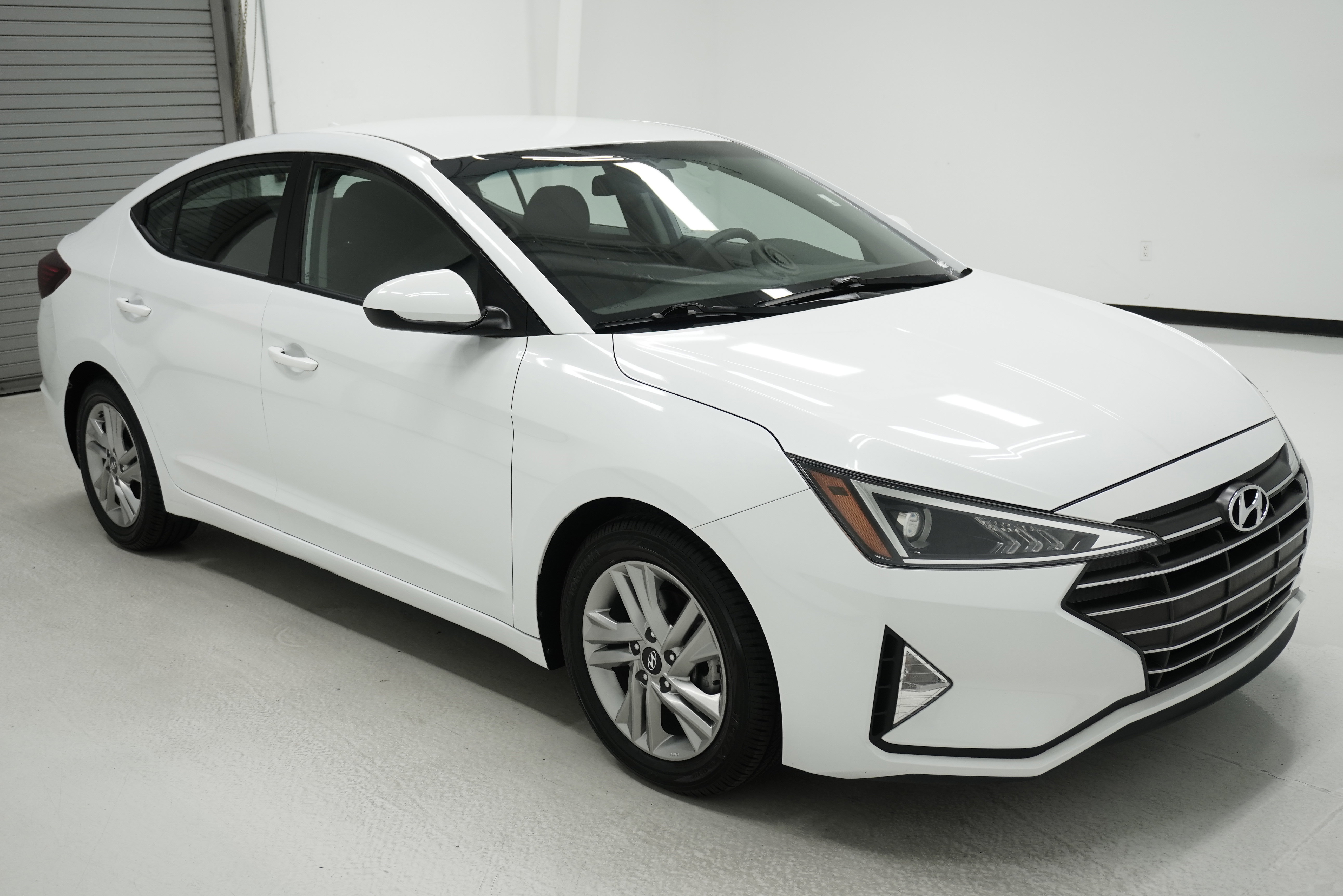 Used 2020 Hyundai Elantra SEL w/ Cargo Package (C1) FWD image 3