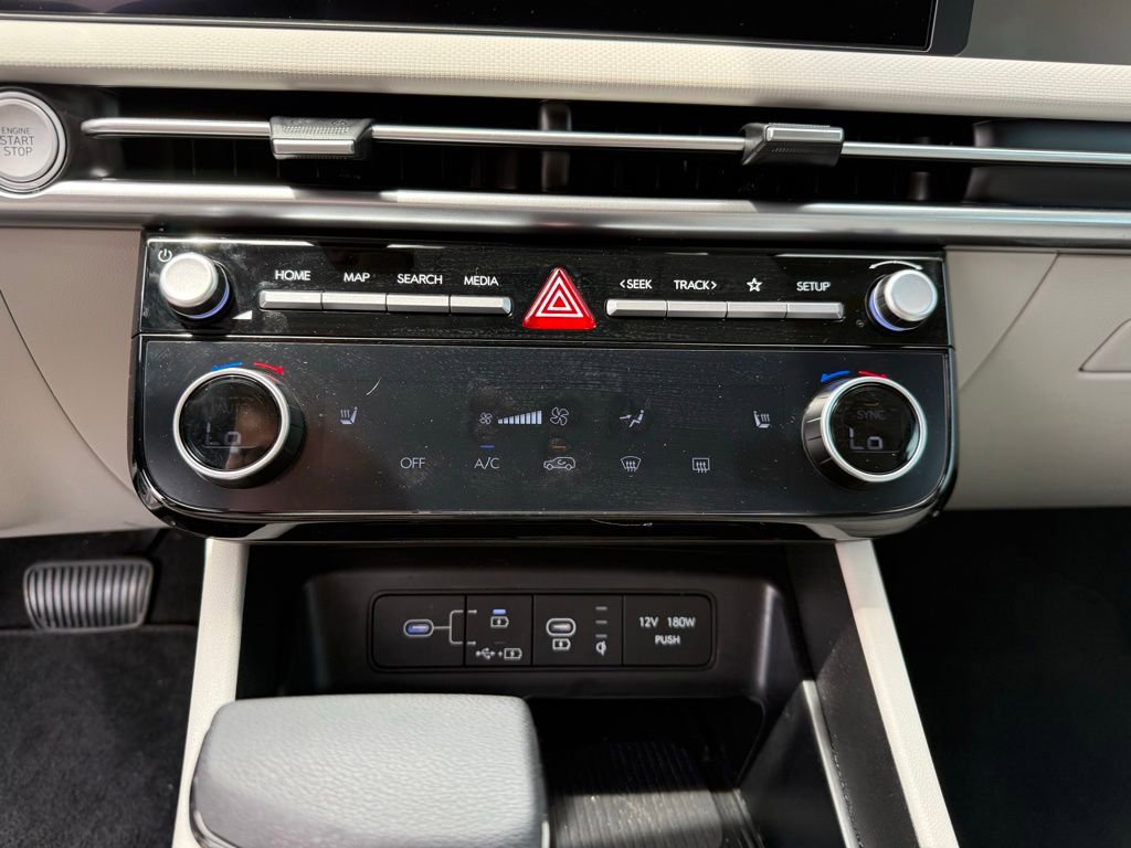 Used 2025 Hyundai Tucson SEL FWD image 19