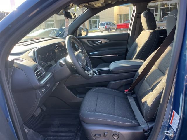 New 2026 Chevrolet Traverse LT w/ Sun and Wheel Package image 16