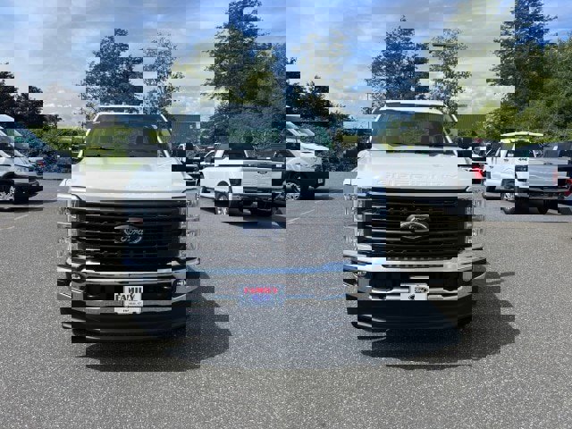 New 2026 Ford F250 XL image 2