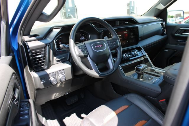 Used 2024 GMC Sierra 1500 AT4 w/ Technology Package AWD/4WD image 19