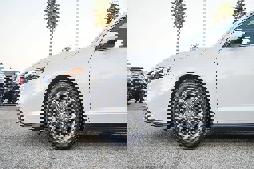 Used 2024 Honda Accord EX image 10