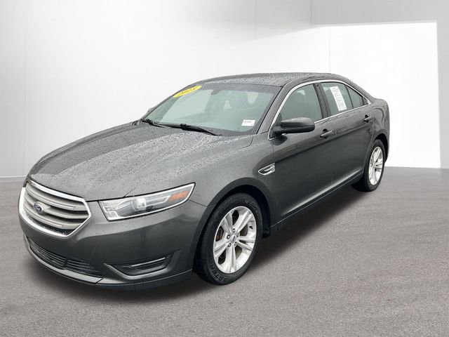 Used 2018 Ford Taurus SEL image 2