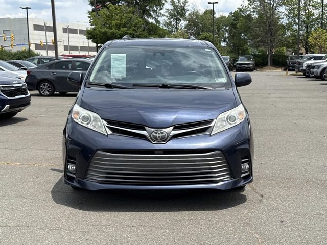 Used 2019 Toyota Sienna XLE w/ XLE Navigation Package FWD image 6