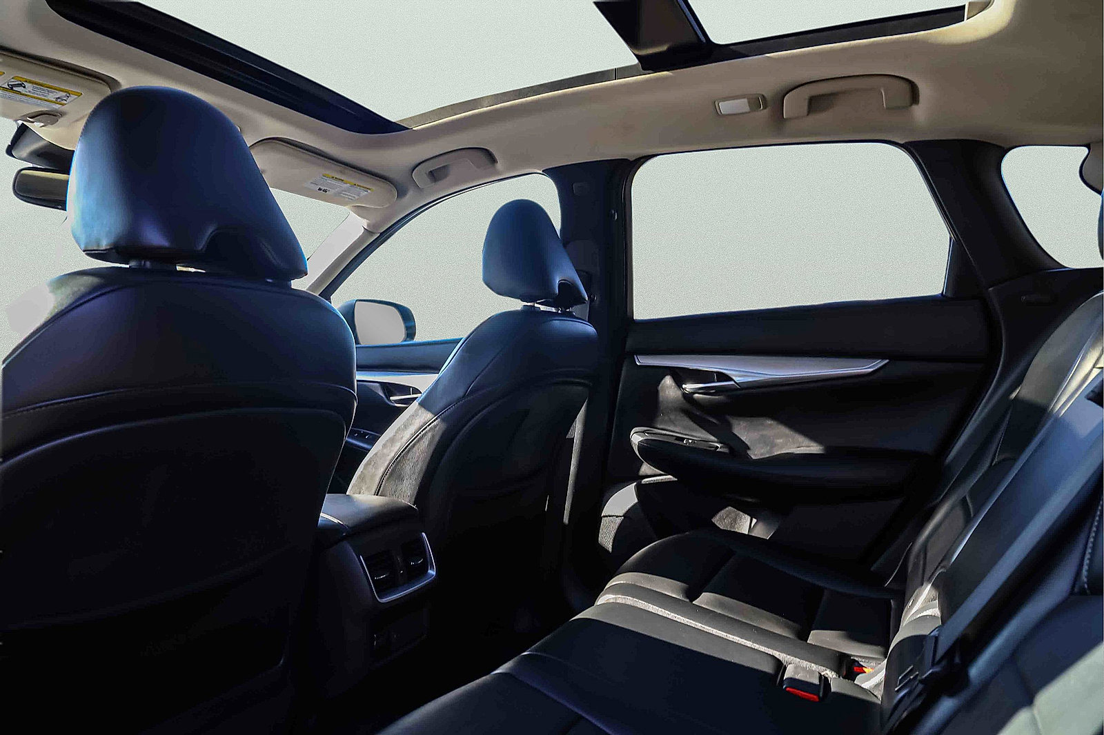 Used 2020 INFINITI QX50 Luxe w/ Navigation Package image 23