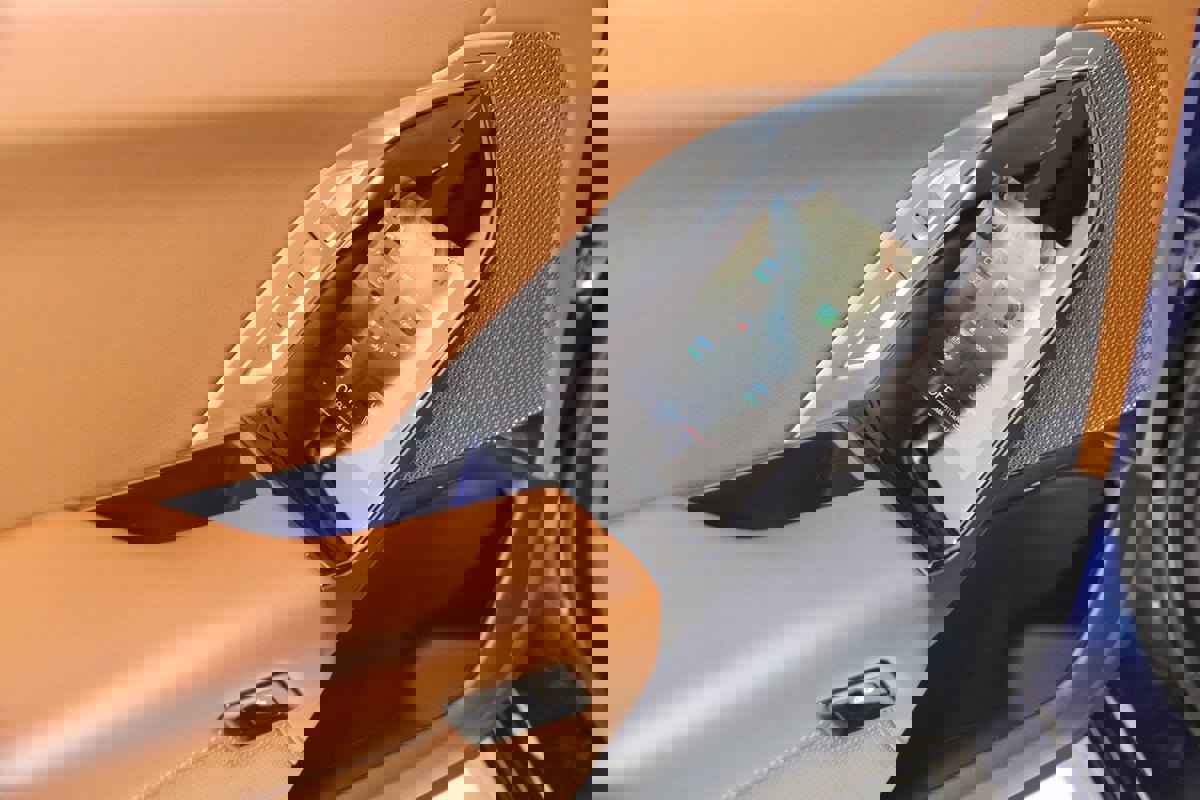 Used 2023 BMW 760i xDrive image 35