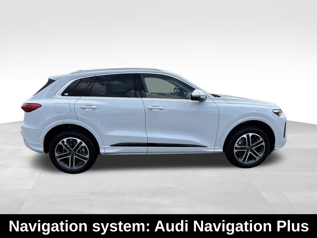 New 2025 Audi Q5 Premium Plus image 3