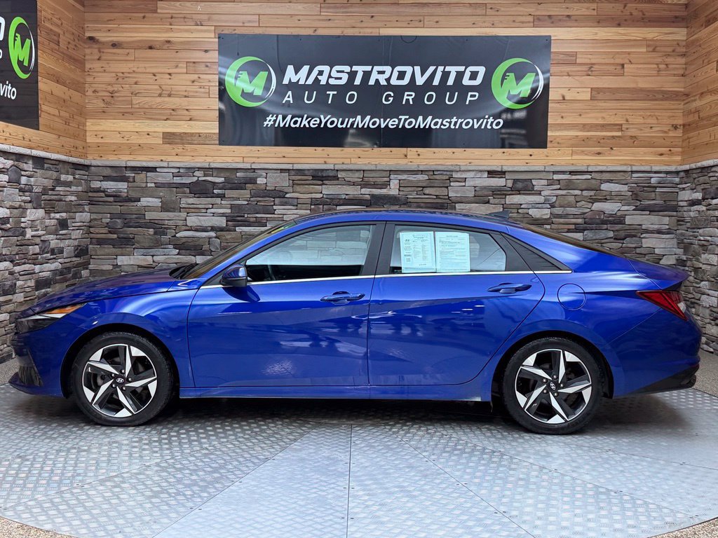 Certified 2023 Hyundai Elantra Limited w/ Cargo Package FWD image 17