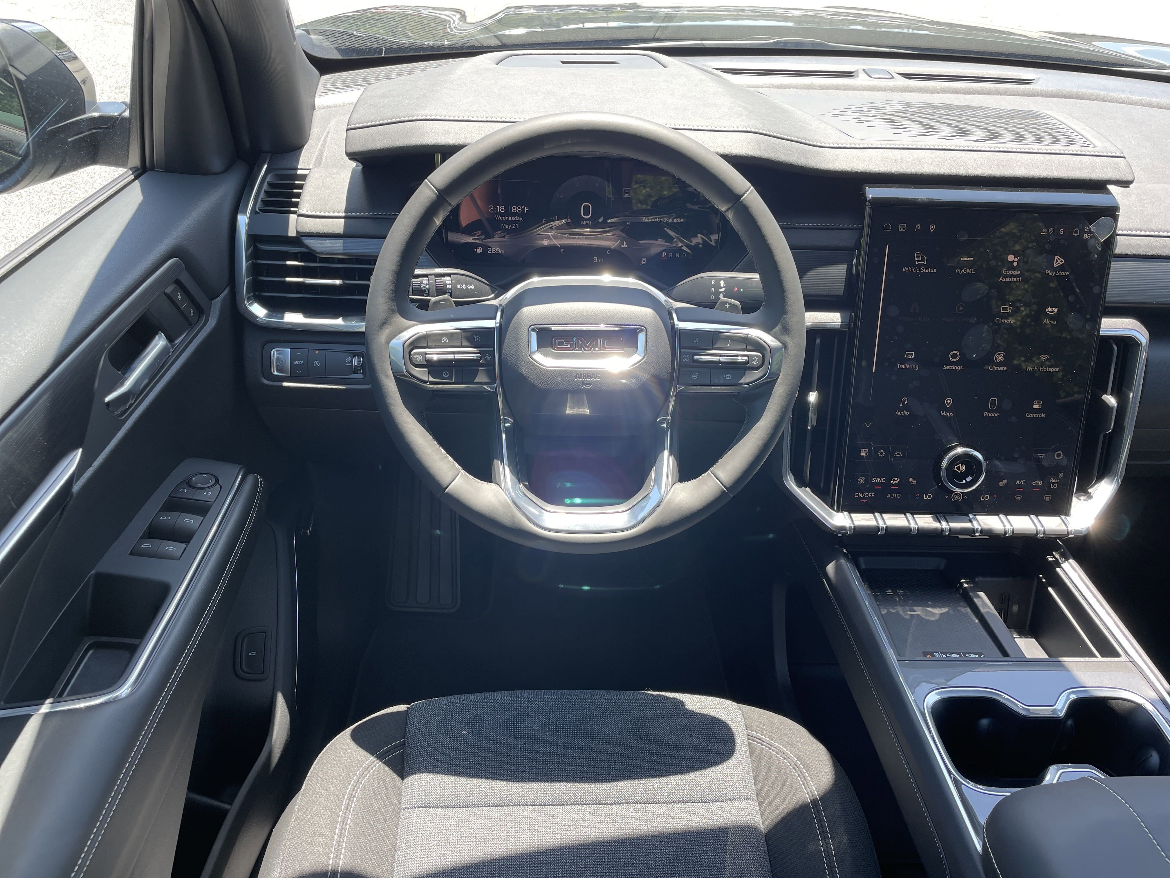 New 2025 GMC Acadia Elevation image 21