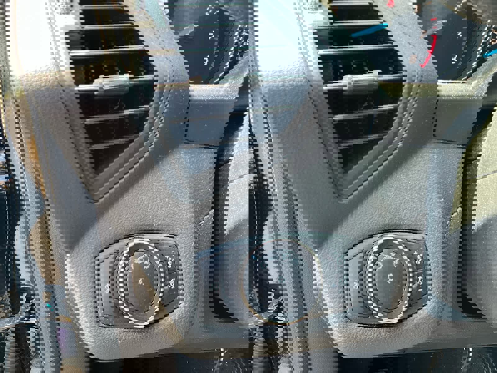 Used 2016 Ford Escape SE w/ Equipment Group 201A FWD image 22