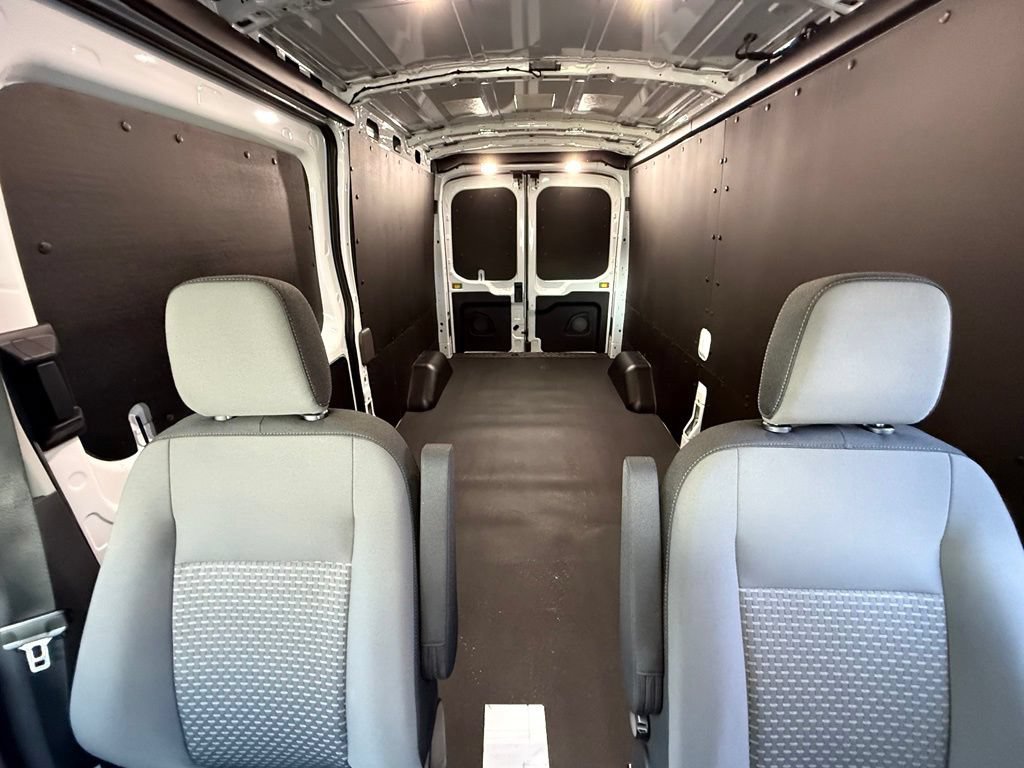 New 2026 Ford Transit 250 148 Medium Roof Extended AWD w/ Load Area Protection Package image 23