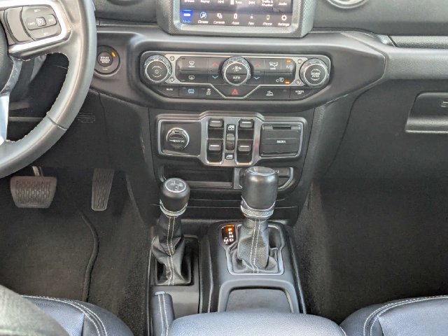 Used 2023 Jeep Wrangler Unlimited Sahara AWD/4WD image 21