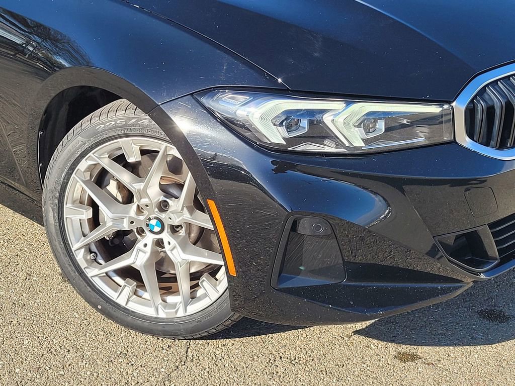 Used 2025 BMW 330i Sedan image 9