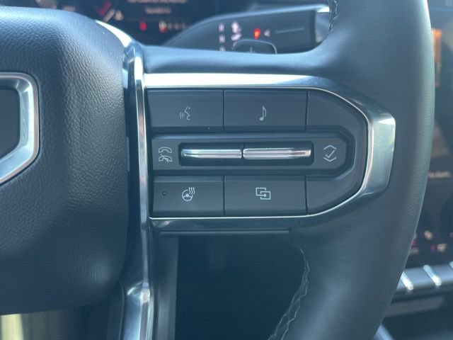 Used 2025 GMC Acadia Elevation image 26