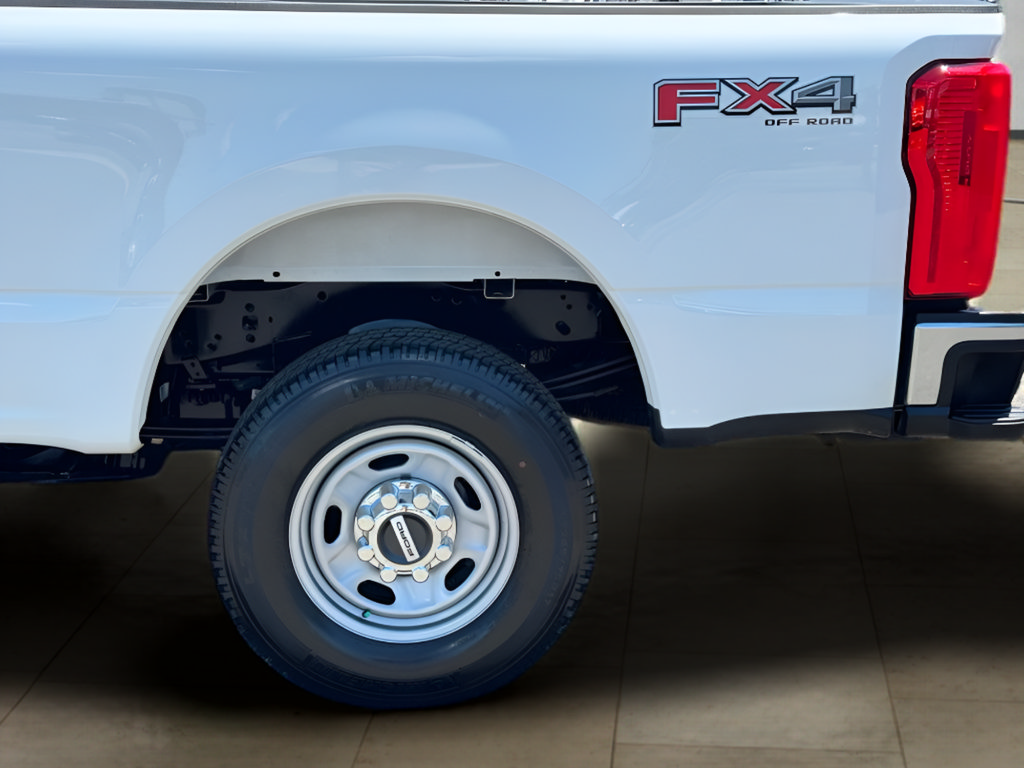 Used 2025 Ford F250 XL w/ FX4 Off-Road Package AWD/4WD image 35