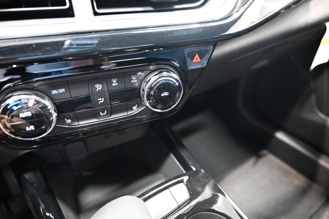New 2026 Chevrolet Trax RS w/ Driver Confidence Package FWD image 17