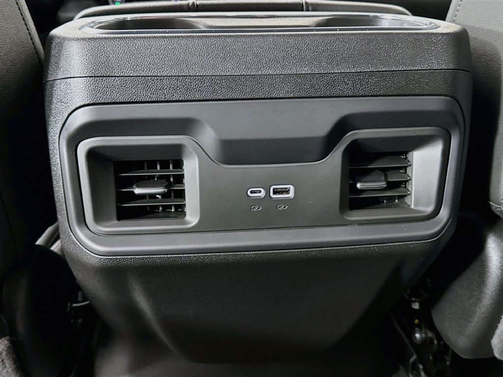 Used 2025 Chevrolet Silverado 3500 LT w/ All Star Edition AWD/4WD image 25