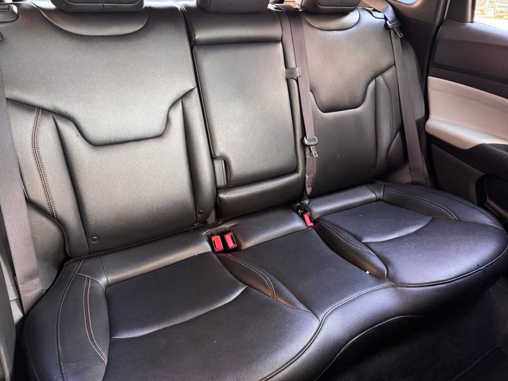 Used 2024 Jeep Compass Limited image 18