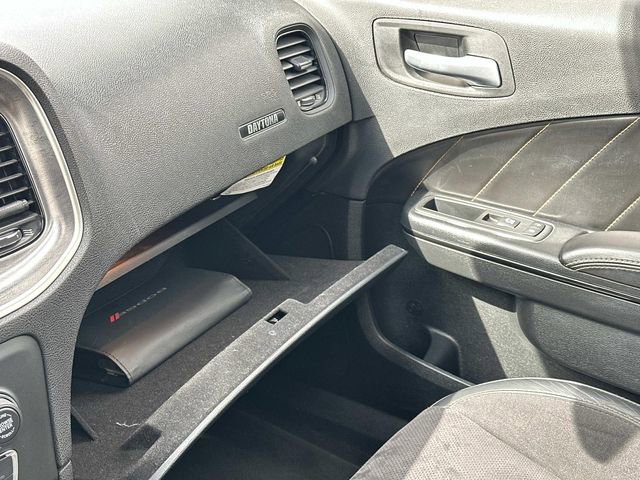 Used 2018 Dodge Charger R/T RWD image 31