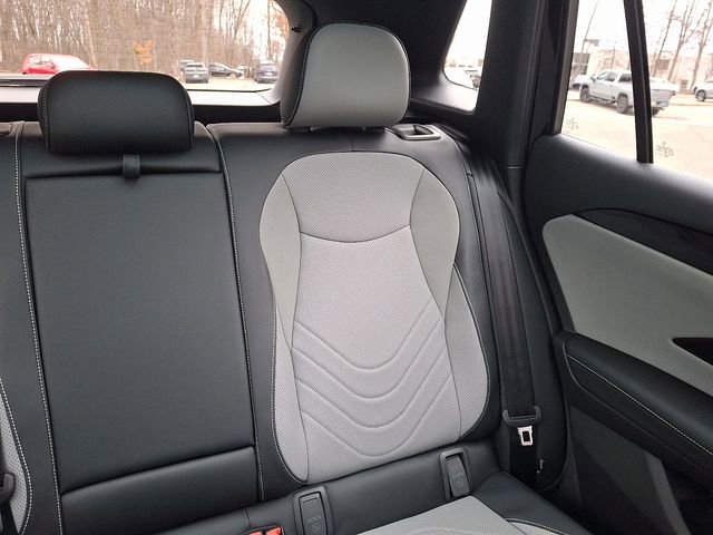 Certified 2025 Volkswagen Tiguan SE R-Line AWD/4WD image 20