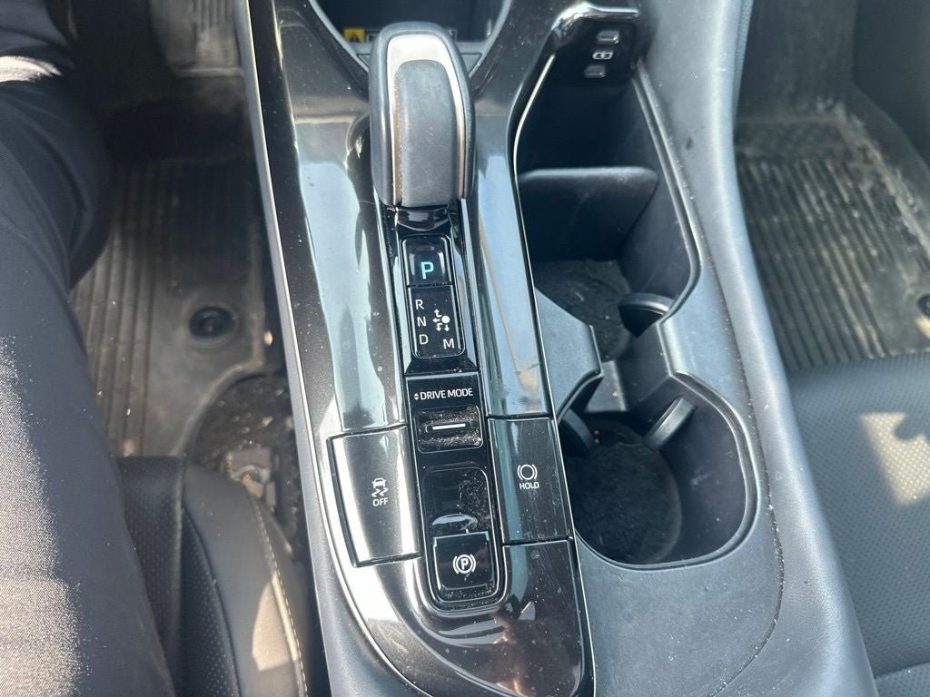 Certified 2024 Toyota Crown Platinum AWD/4WD image 15