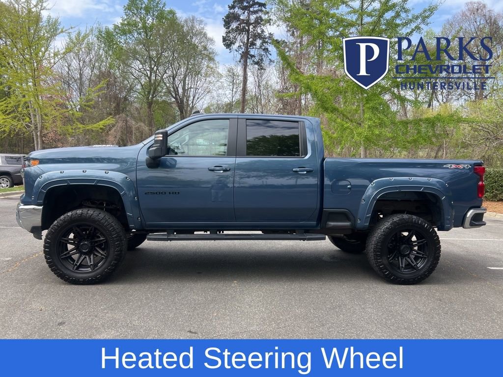 Used 2024 Chevrolet Silverado 2500 LT w/ Convenience Package image 3