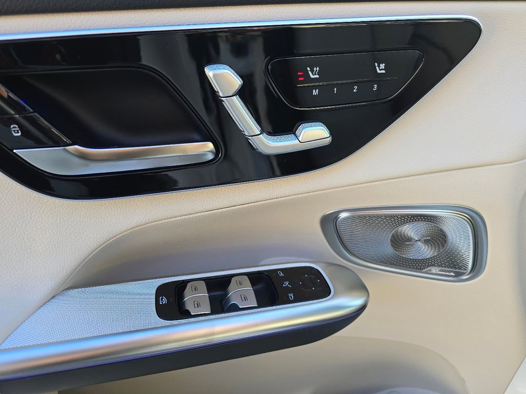 New 2026 Mercedes-Benz GLC 300 GLC 300 image 6