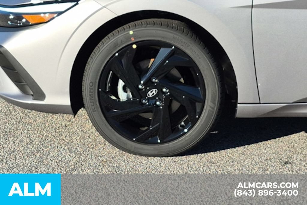 Certified 2026 Hyundai Elantra Sport FWD image 12