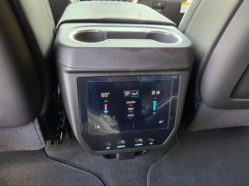 New 2026 GMC Yukon XL AT4 Ultimate AWD/4WD image 20
