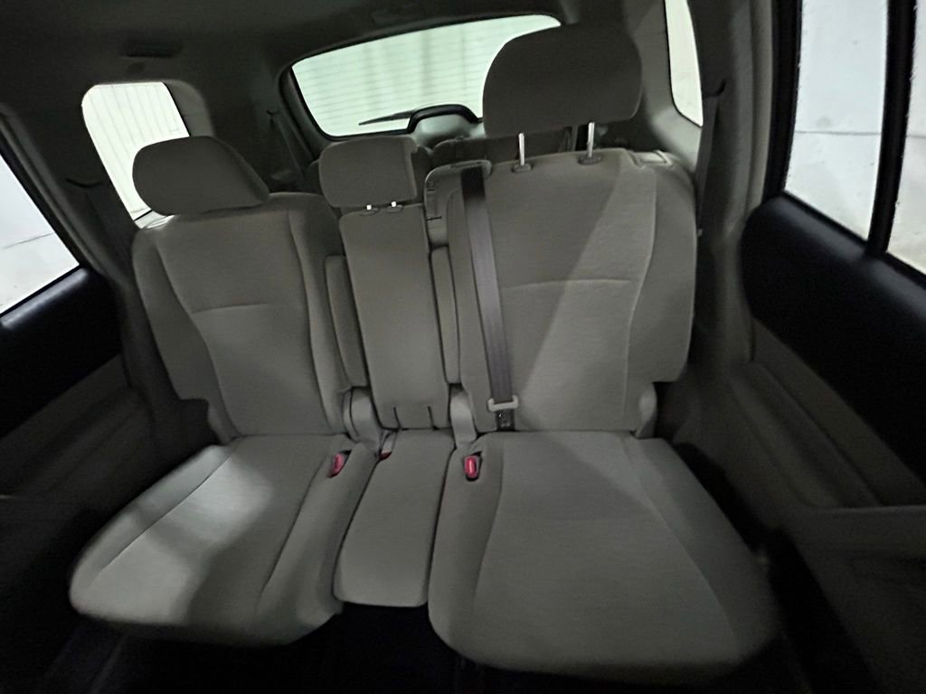 Used 2013 Toyota Highlander Base image 26