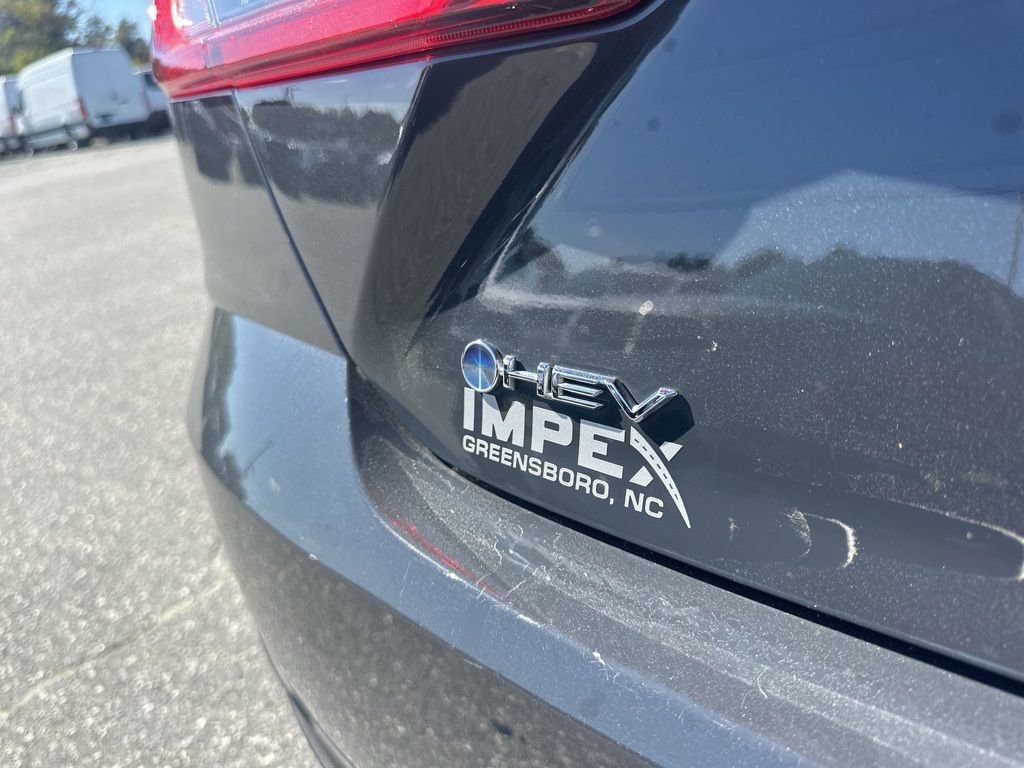 Used 2025 Toyota Camry LE image 27