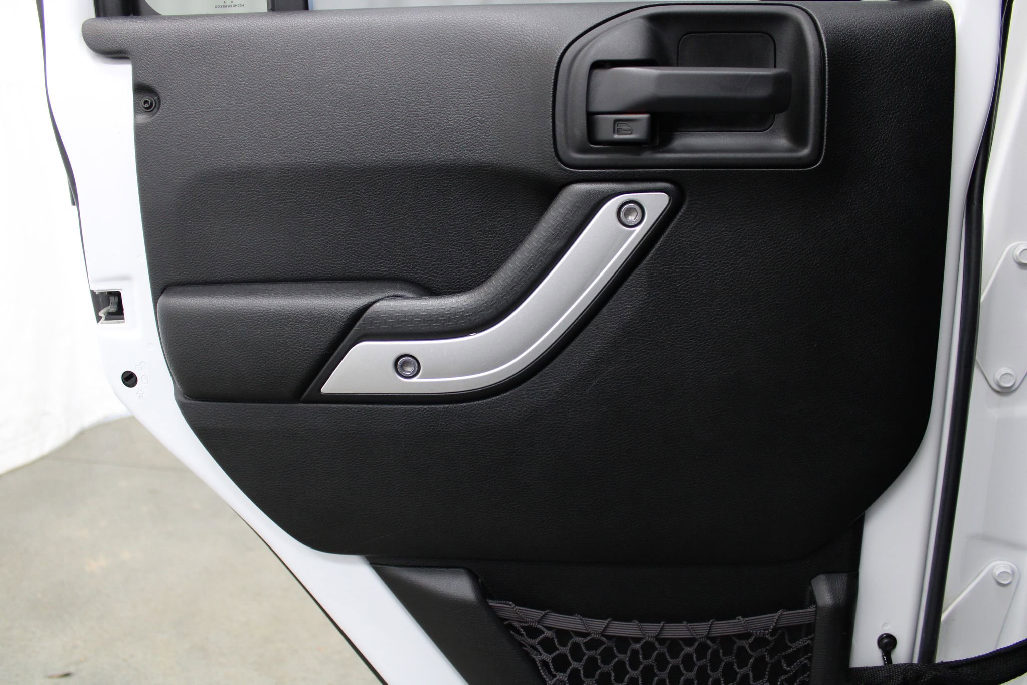 Used 2017 Jeep Wrangler Unlimited Rubicon image 13