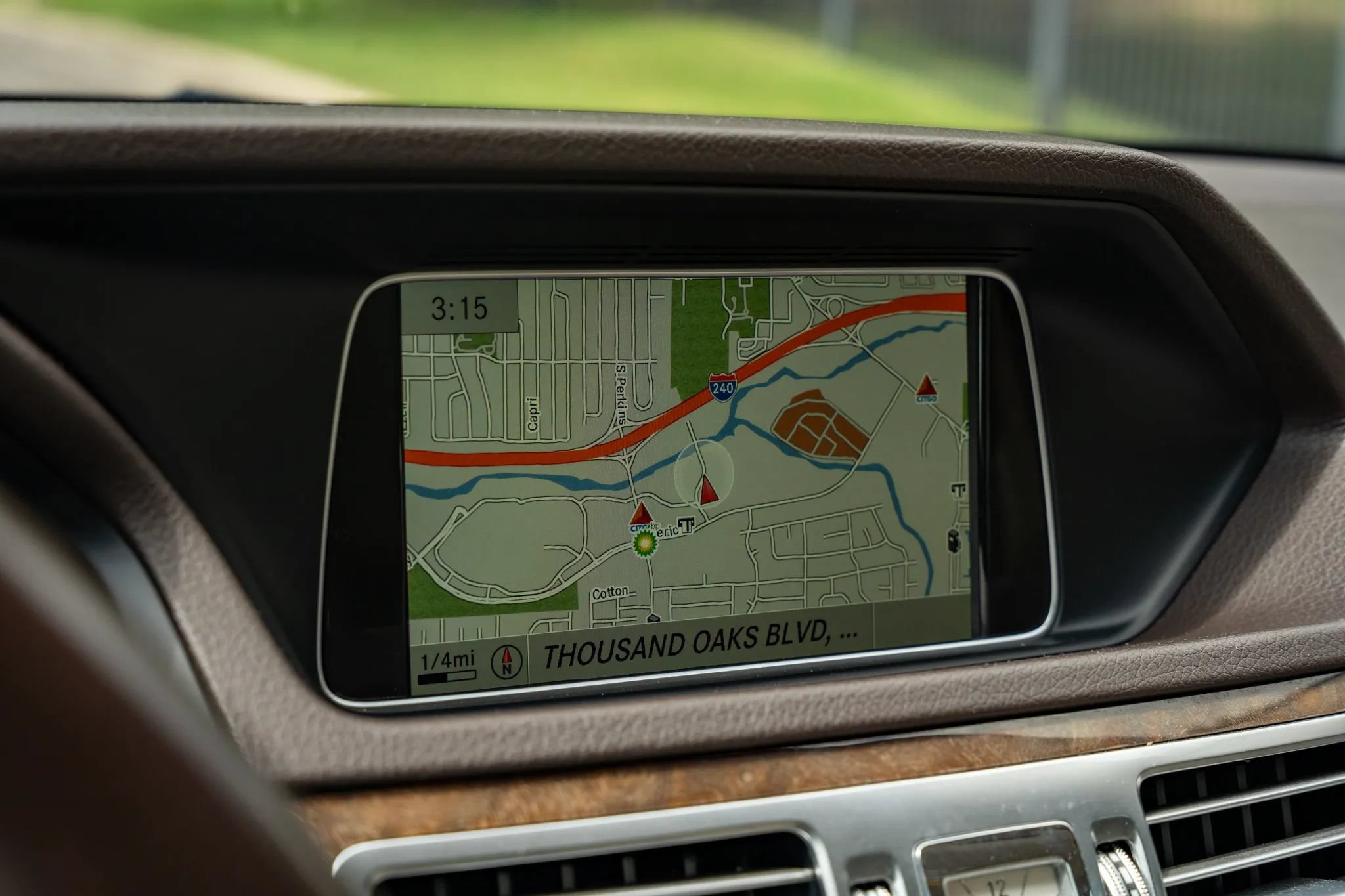 Used 2015 Mercedes-Benz E 350 4MATIC Sedan image 21