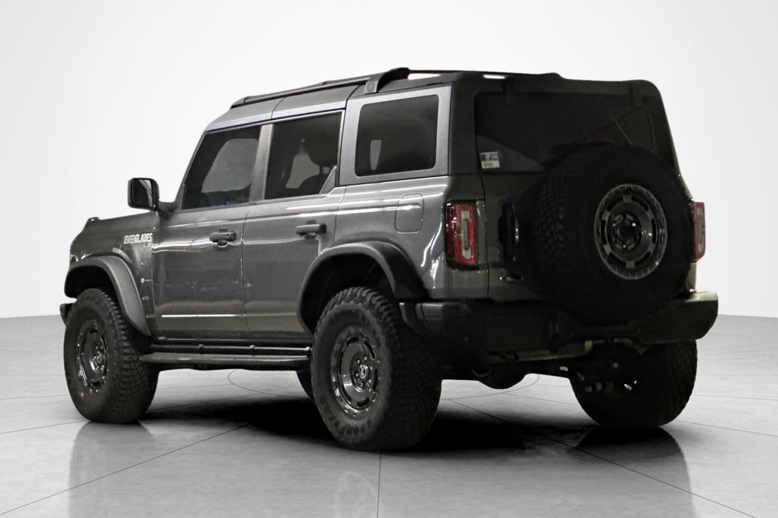 Used 2024 Ford Bronco Everglades AWD/4WD image 3