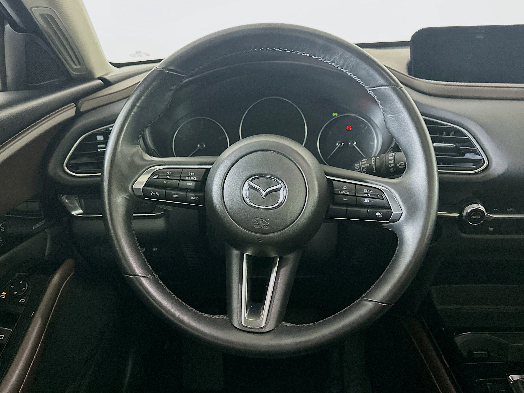 Used 2024 MAZDA CX-30 AWD 2.5 S w/ Premium Package image 18