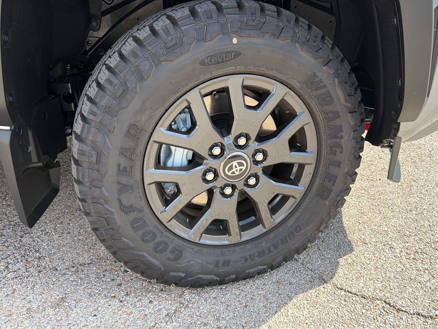 New 2026 Toyota 4Runner SR5 AWD/4WD image 10
