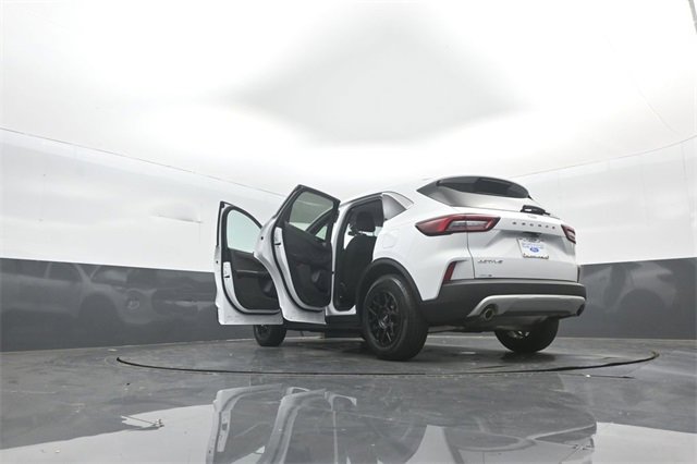 Certified 2024 Ford Escape Active image 37
