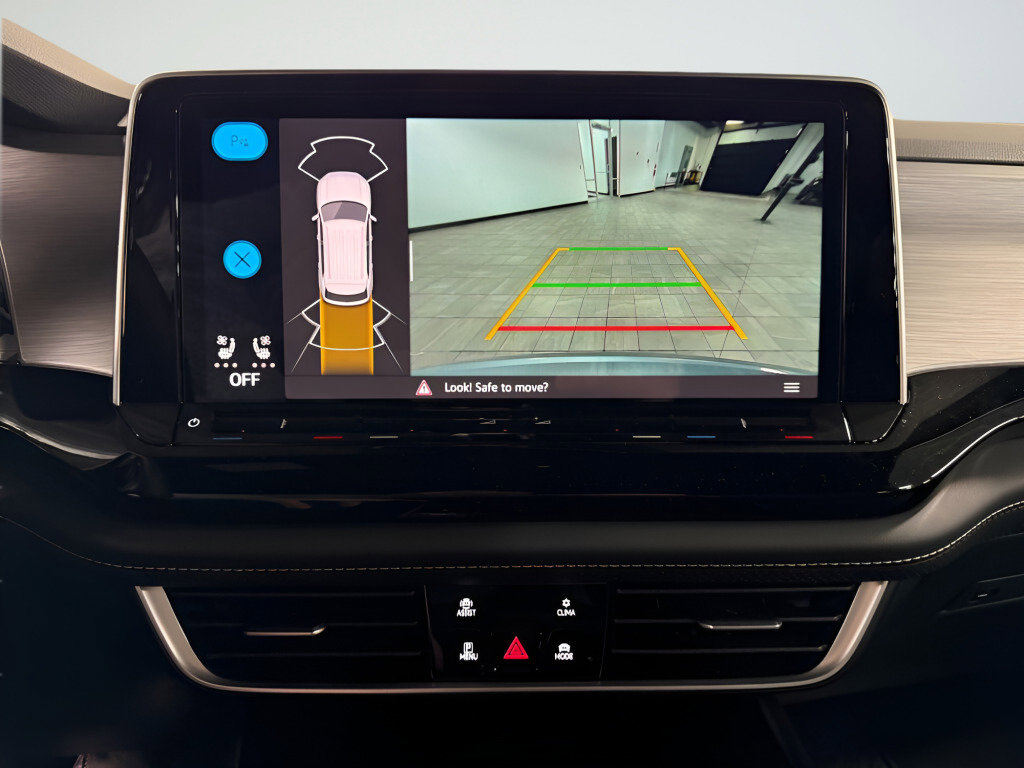 New 2026 Volkswagen Atlas Cross Sport SE image 17