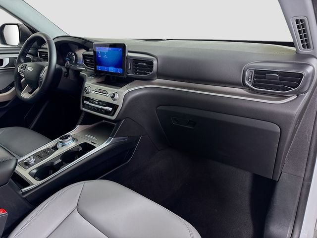 Used 2021 Ford Explorer XLT w/ Equipment Group 202A image 30